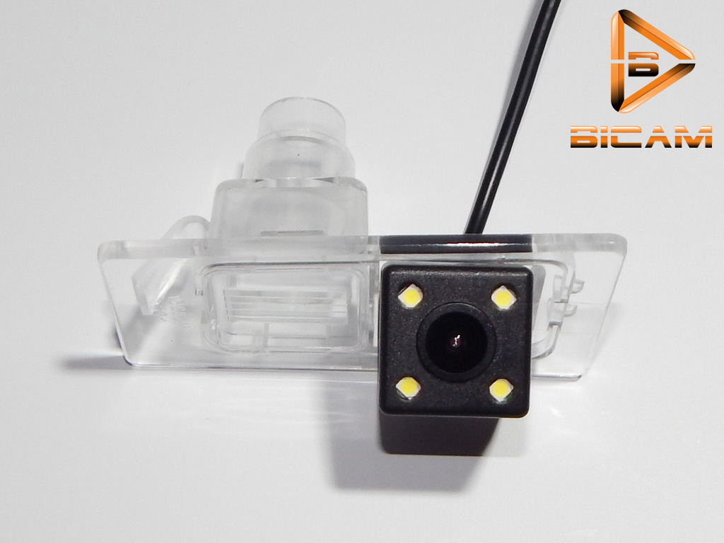 Камера заднего вида Bicam (C051) для Kia Ceed SW (2012-2018г)