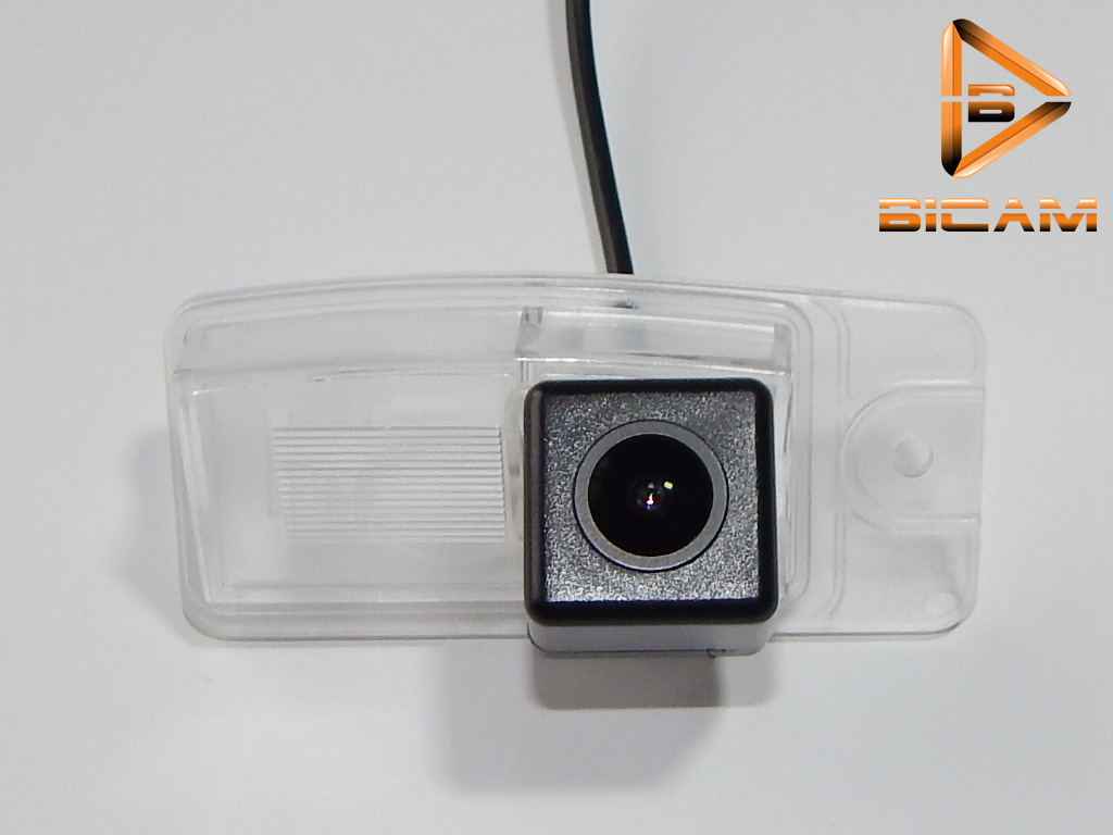 Камера заднего вида Bicam (E025) для Infiniti QX70 (S51) 2008+