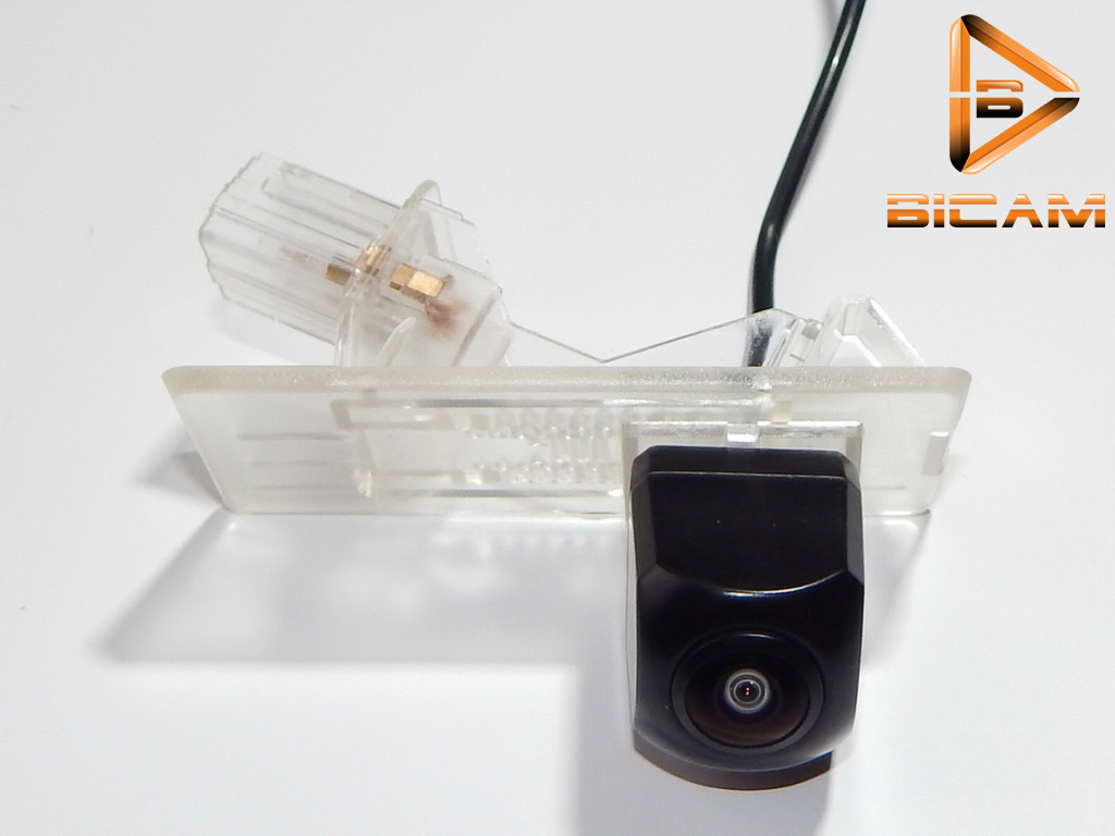 Камера заднего вида Bicam (F028) для Lada X-Ray