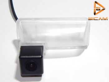 Камера заднего вида Bicam (B042) для Subaru XV 2011г+
