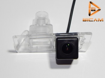 Камера заднего вида Bicam (E051) для Hyundai I30 wagon 2012г+