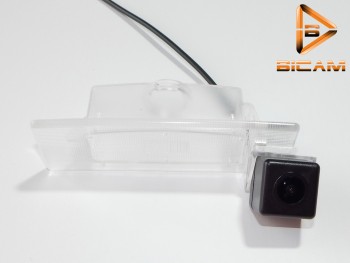 Камера заднего вида Bicam (E022) для Kia Ceed хэтчбек (2018-н.в.)