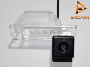 Камера заднего вида Bicam (A012) для Nissan Juke (2010-2019г)