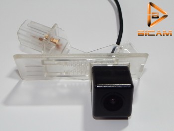 Камера заднего вида Bicam (B028) для Renault Duster 2011-2021г